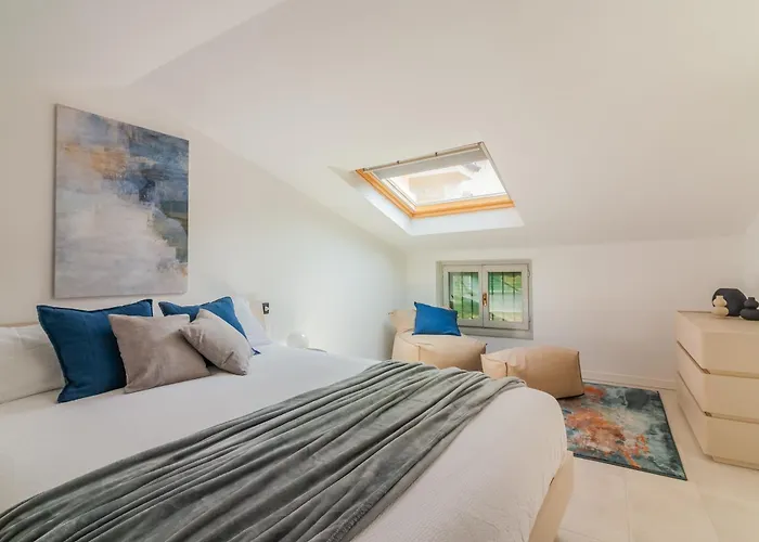 Lakeside Apartament *